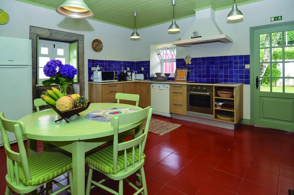 Casa Da Igreja Velha Villa ฟูร์นัส ภายนอก รูปภาพ