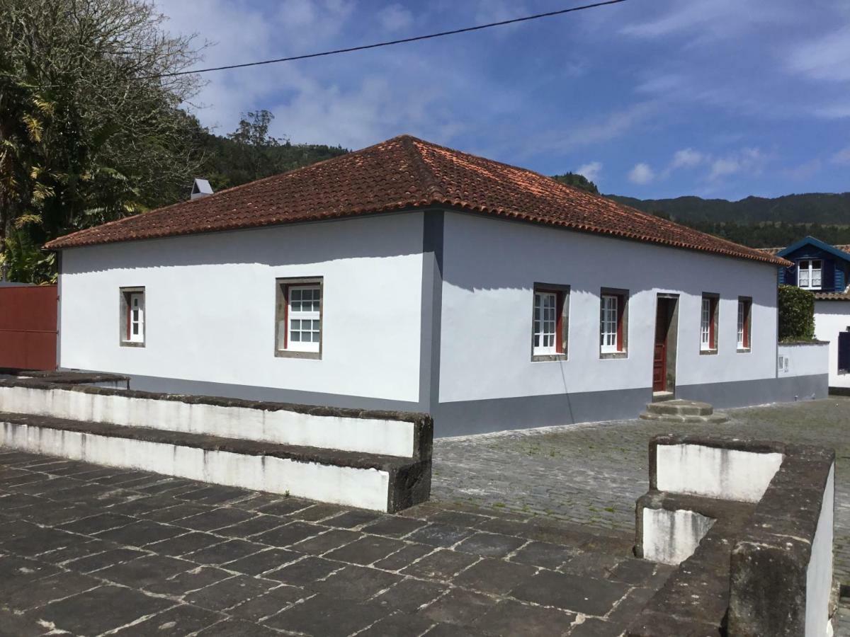 Casa Da Igreja Velha Villa ฟูร์นัส ภายนอก รูปภาพ