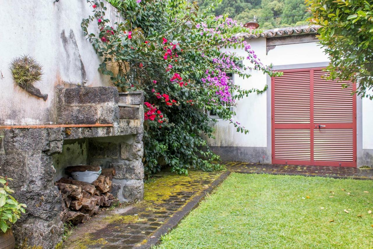 Casa Da Igreja Velha Villa ฟูร์นัส ภายนอก รูปภาพ